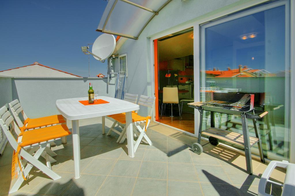 Apartments Rossana Porec Exterior photo