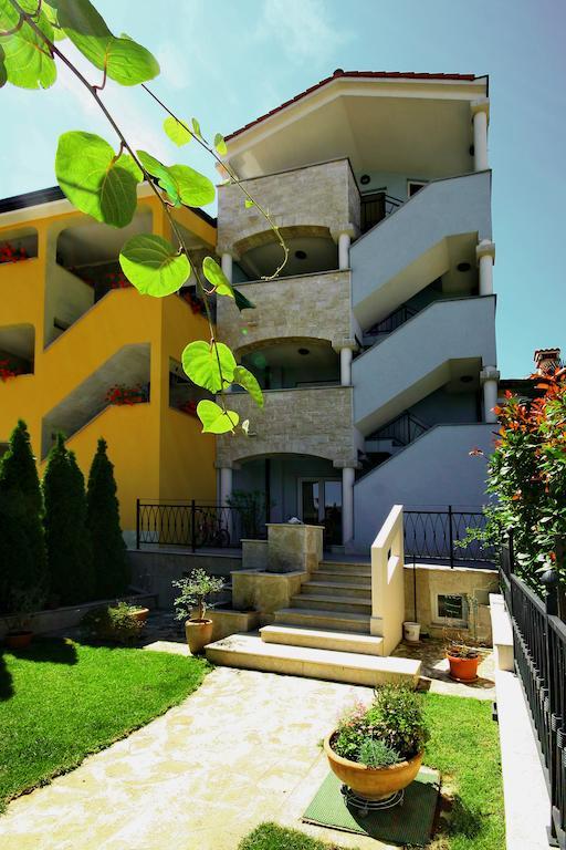 Apartments Rossana Porec Exterior photo